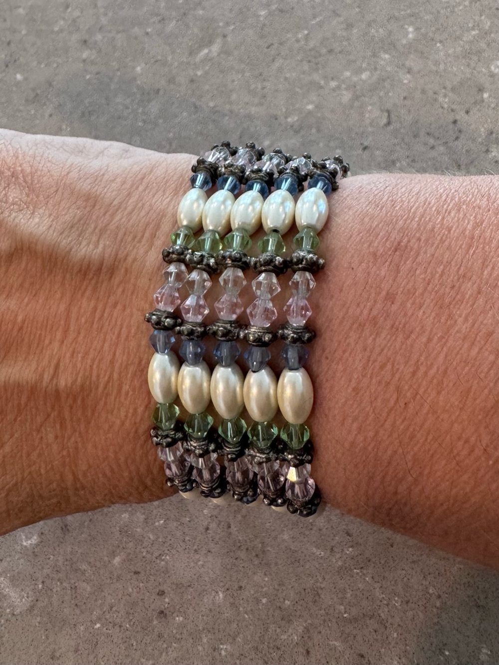 NWOT - Magnetic Wrap Multi-strand Beaded Bracelet/Necklace!